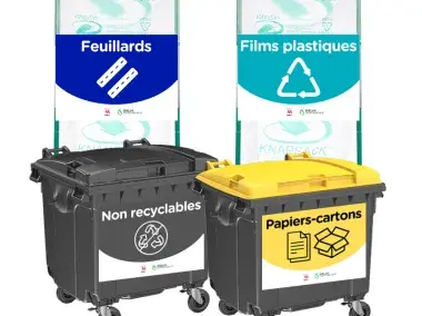 Solutions de collecte via conteneurs 1100 litres pour les déchets non recyclables et les papiers-cartons et via des sacs plastiques de 400 litres pour les films en plastique et les feuillards en plastique